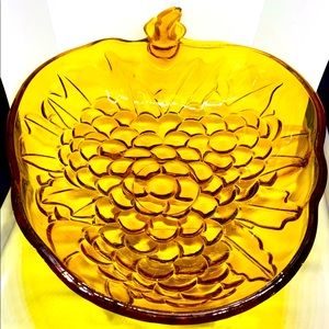 Vtg Indiana Glass Grape bunch amber dish 13x9.5x3”